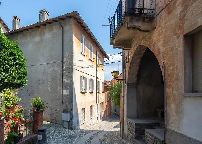 Apartamento In Centro Storico A Cannero Riviera