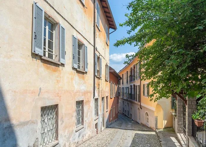 In Centro Storico A Apartamento Cannero Riviera